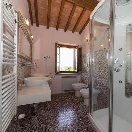 Pieve Confini Sleeps 14 Pool Air Con Wifi Tuoro sul Trasimeno