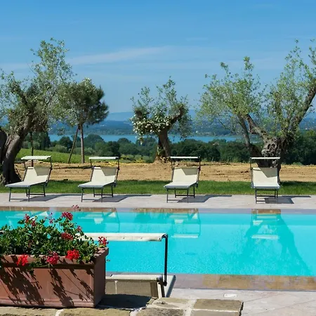 Pieve Confini Sleeps 14 Pool Air Con Wifi * تورو سول تراسيمينو